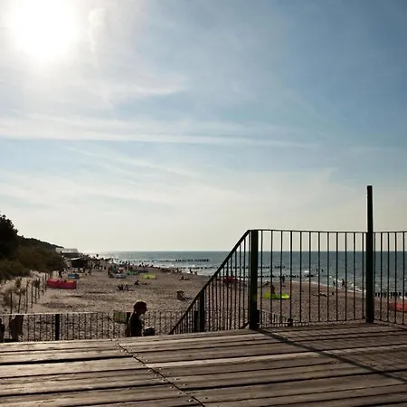 Mit Panoramaverglasung Und Meerblick